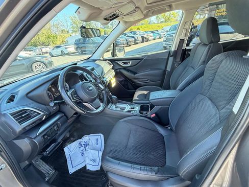 Used 2019 Subaru Forester Premium w/ All-Weather Package AWD/4WD image 15