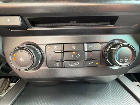 Used 2018 Ford F150 XLT w/ Equipment Group 302A Luxury AWD/4WD image 23