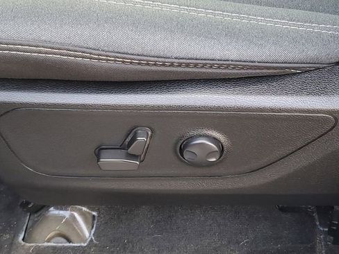 Used 2022 RAM 1500 Big Horn image 24