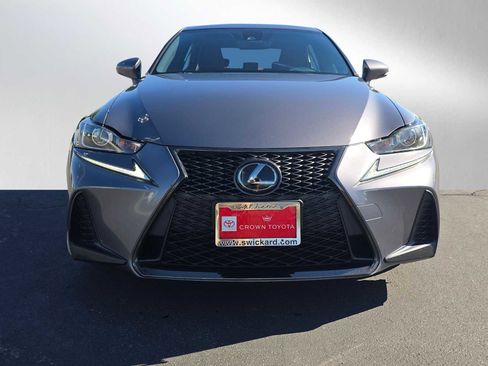 Used 2017 Lexus IS 200t image 8