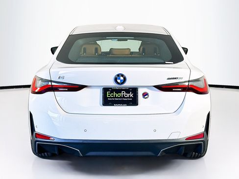 Used 2023 BMW i4 eDrive35 RWD image 7