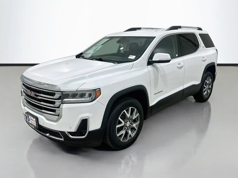 Certified 2023 GMC Acadia SLT AWD/4WD image 3