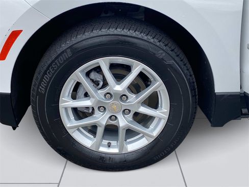 Used 2023 Chevrolet Equinox LT image 20