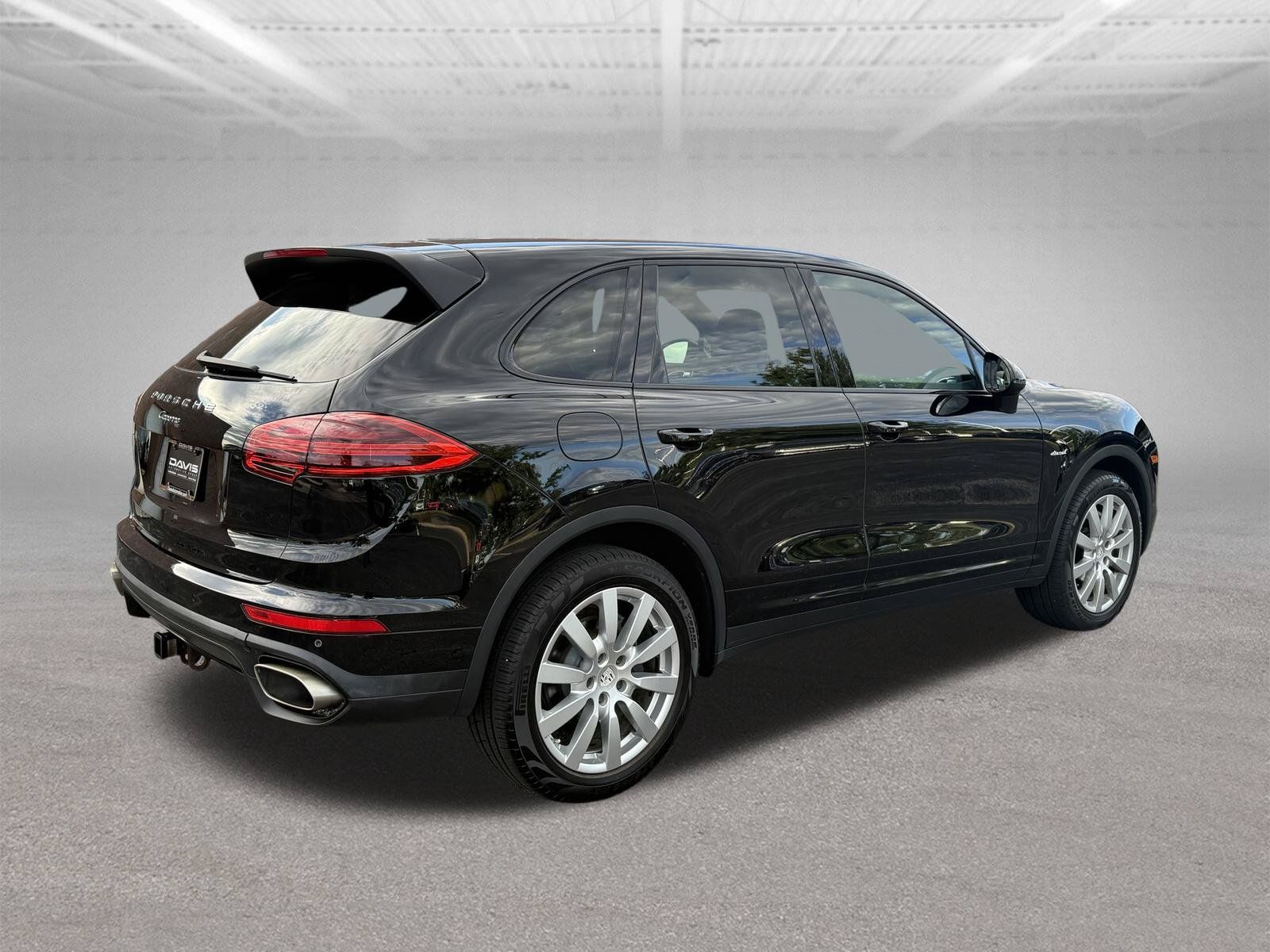 Used 2015 Porsche Cayenne Diesel AWD/4WD image 9