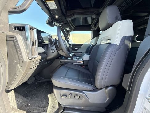 New 2026 GMC Hummer EV SUV image 13