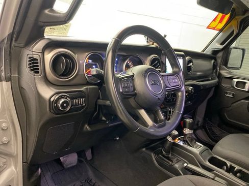 Used 2022 Jeep Wrangler Unlimited Sport AWD/4WD image 20