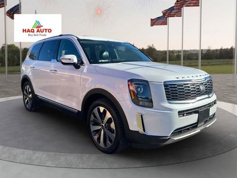 Used 2020 Kia Telluride S w/ S 8 Passenger Seating Package image 3