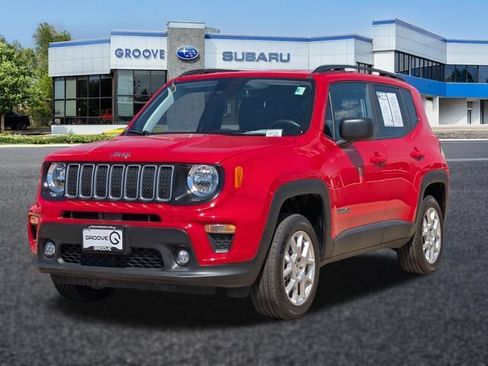 Used 2023 Jeep Renegade Latitude w/ Premium Group AWD/4WD image 1