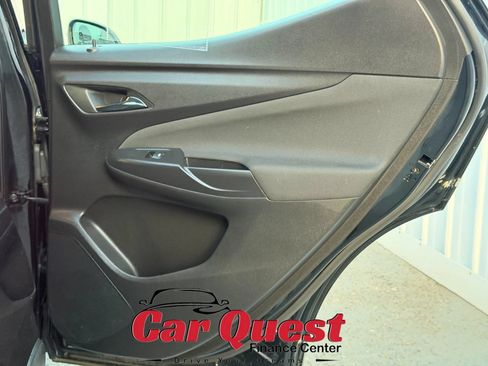 Used 2023 Chevrolet Bolt EUV LT FWD image 16