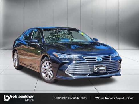 Used 2021 Toyota Avalon XLE w/ Carpet Mat Package (TMS) FWD image 1