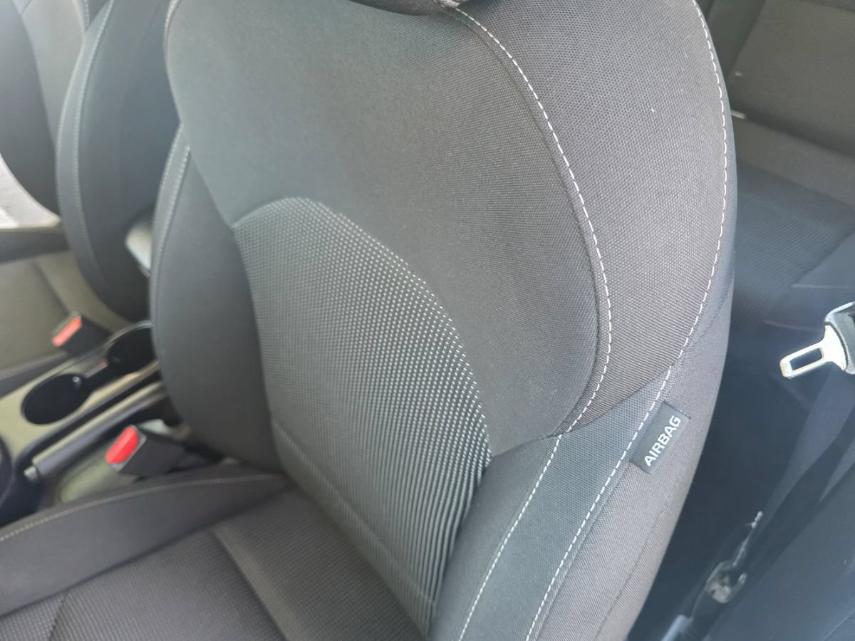 Used 2020 Kia Forte LXS FWD image 17