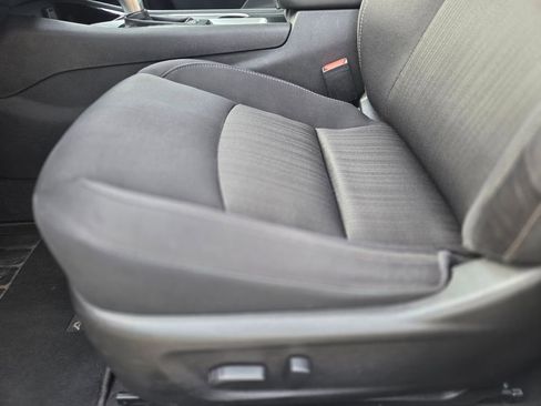 Used 2024 Nissan Altima 2.5 SV FWD image 30
