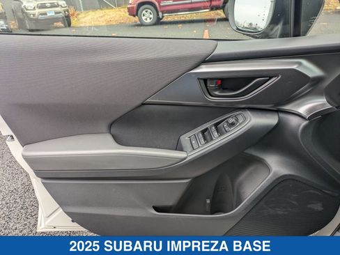 Certified 2025 Subaru Impreza 2.0i image 12