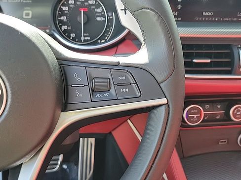 Used 2019 Alfa Romeo Stelvio Ti Sport w/ Quick Order Package 22S Sport image 22