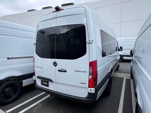 Used 2024 Mercedes-Benz Sprinter 3500 image 12
