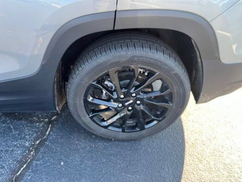 Used 2024 GMC Terrain SLT w/ Infotainment Package II FWD image 29