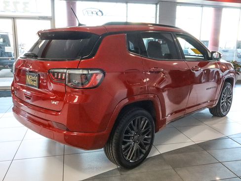 Used 2023 Jeep Compass Limited image 5