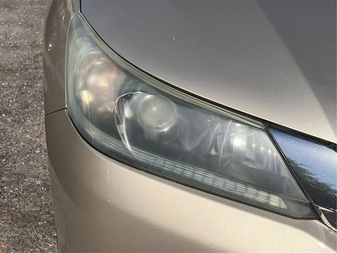 Used 2014 Honda Accord EX-L image 9
