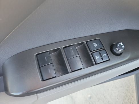 Used 2024 Toyota Camry LE FWD image 20