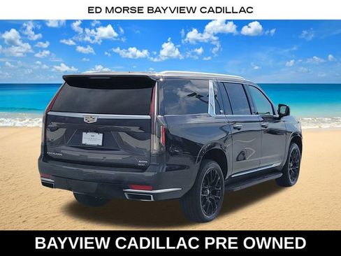 Used 2022 Cadillac Escalade ESV Premium Luxury AWD/4WD image 6