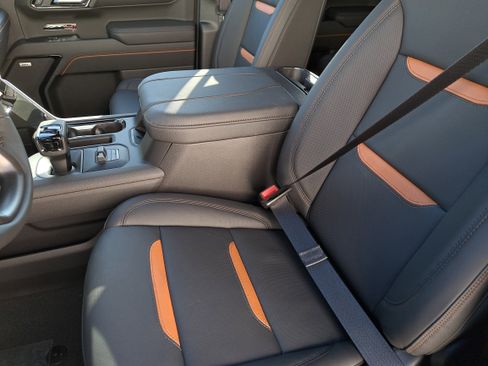 New 2026 GMC Sierra 1500 AT4 w/ AT4 Premium Package image 22