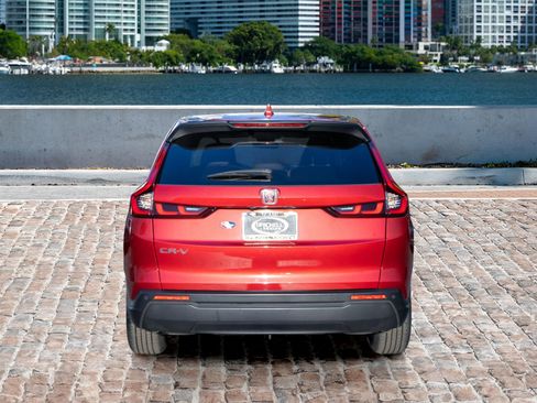 Used 2023 Honda CR-V EX-L image 6