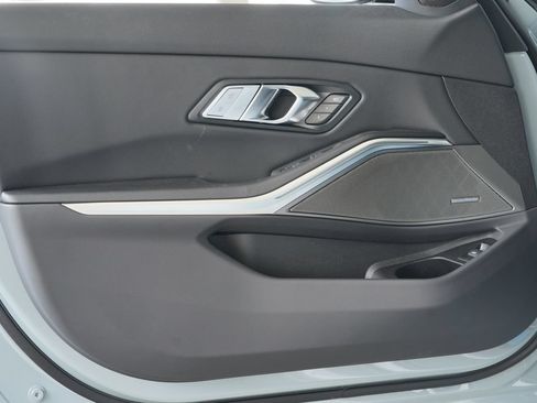 New 2026 BMW 330i xDrive Sedan w/ M Sport Package AWD/4WD image 9