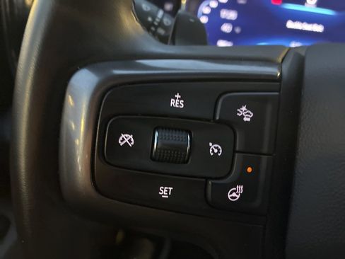 Used 2025 Chevrolet Silverado 1500 ZR2 w/ Technology Package image 17