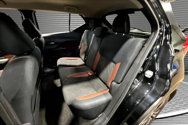Used 2019 Nissan Kicks SR w/ Exterior Package FWD image 20