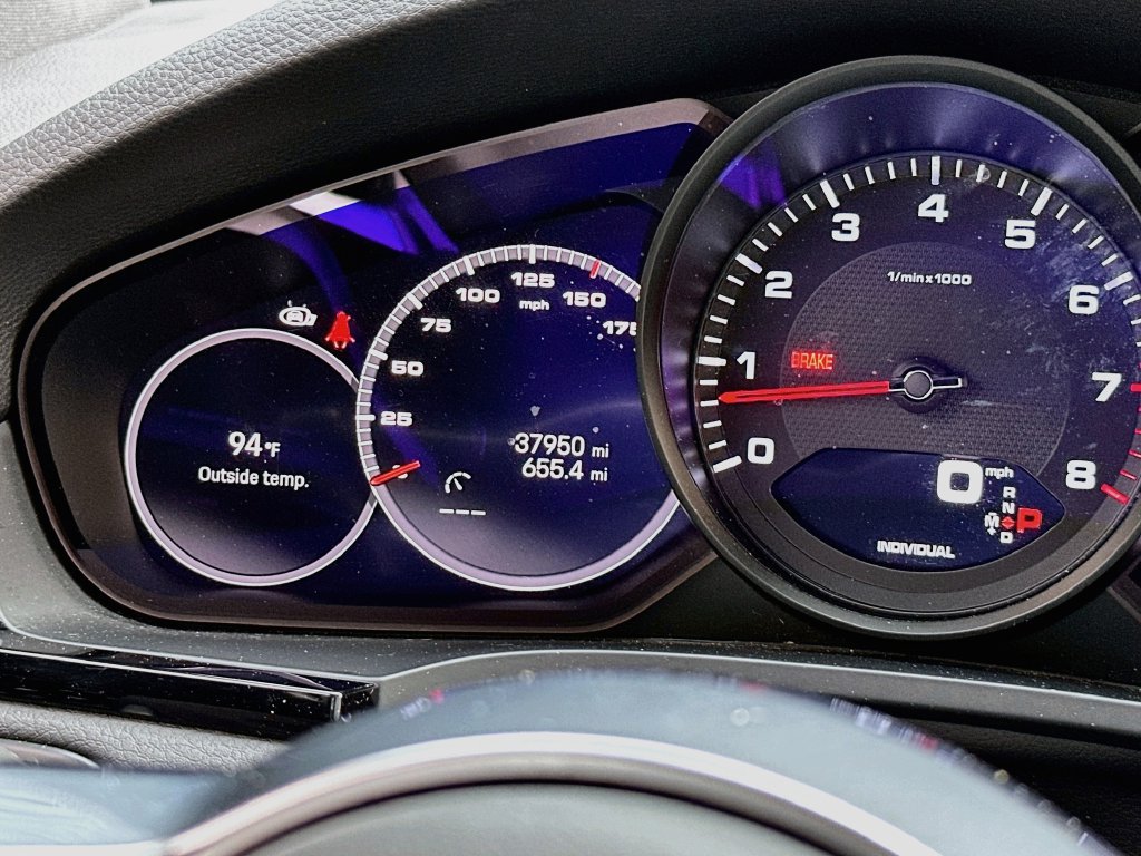 Certified 2023 Porsche Cayenne AWD/4WD image 12