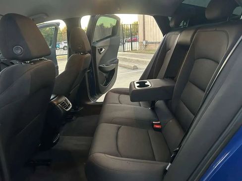 Used 2023 Chevrolet Malibu LT image 18