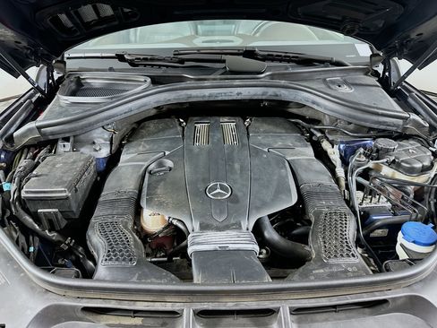 Used 2018 Mercedes-Benz GLS 450 4MATIC image 35