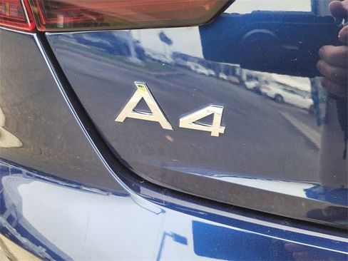 Used 2022 Audi A4 2.0T Premium Plus image 10