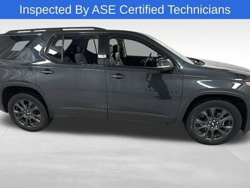 Used 2021 Chevrolet Traverse RS image 2