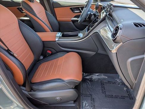 Certified 2025 Mercedes-Benz GLC 43 AMG 4MATIC image 21