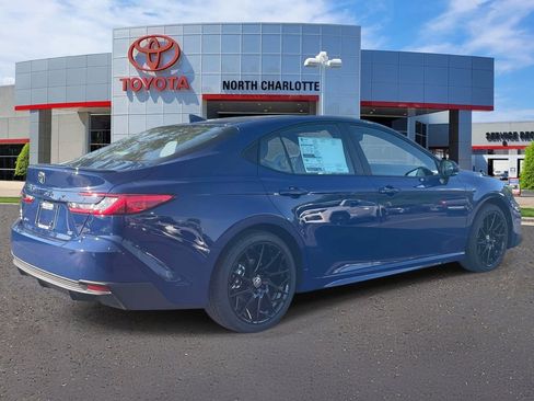 New 2026 Toyota Camry SE FWD image 8