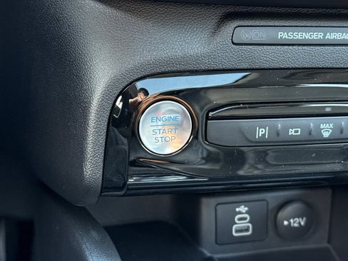 Used 2024 Ford Escape SE w/ PHEV Premium Package image 23