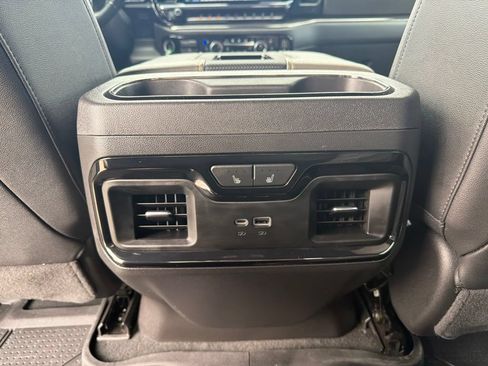 Used 2022 Chevrolet Silverado 1500 ZR2 w/ Technology Package AWD/4WD image 24