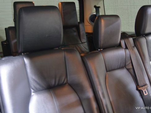 Used 2016 Land Rover LR4 HSE LUX image 22