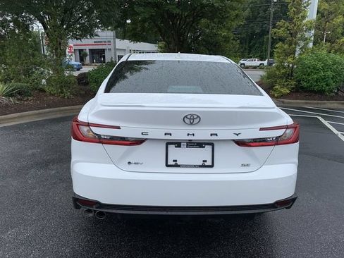 Used 2026 Toyota Camry SE w/ Convenience Package FWD image 7