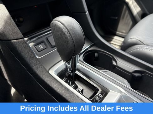 Certified 2025 Subaru Ascent Limited w/ Popular Package #2 AWD/4WD image 18