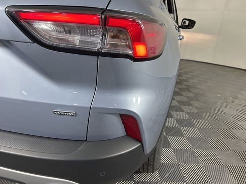 Used 2022 Ford Escape SEL w/ Technology Package image 8