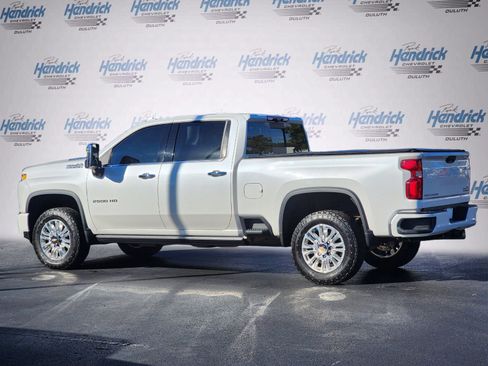 Used 2023 Chevrolet Silverado 2500 High Country image 10