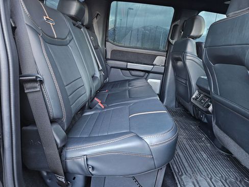 Used 2024 Ford F350 Platinum image 33