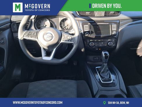 Used 2020 Nissan Rogue Sport SV image 13