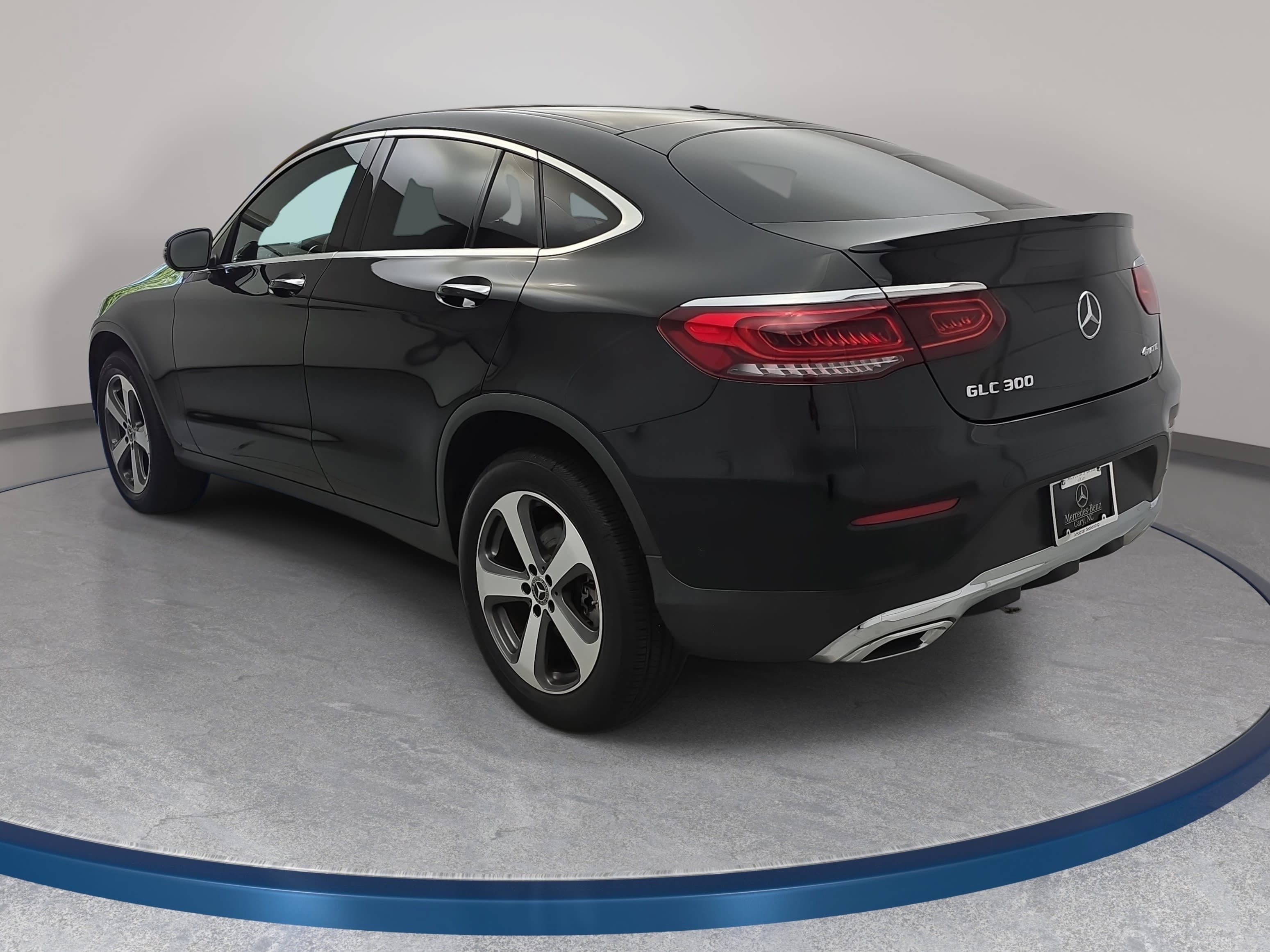 Certified 2023 Mercedes-Benz GLC 300 4MATIC Coupe image 7