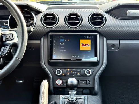 Used 2023 Ford Mustang Coupe RWD image 13