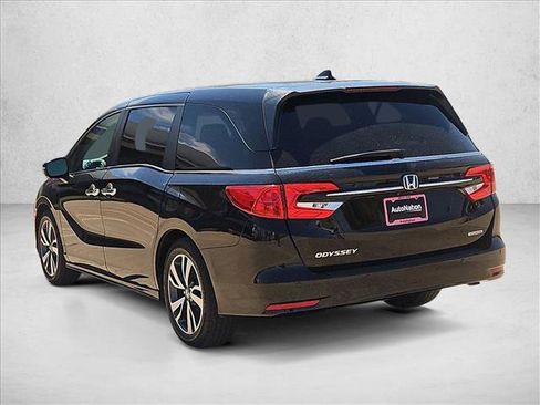Used 2021 Honda Odyssey Touring image 8