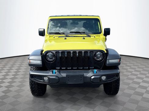 Used 2023 Jeep Wrangler Unlimited w/ Cold Weather Group AWD/4WD image 2