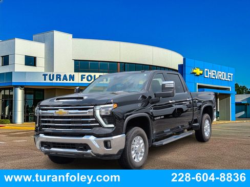 Used 2026 Chevrolet Silverado 2500 LTZ AWD/4WD image 1